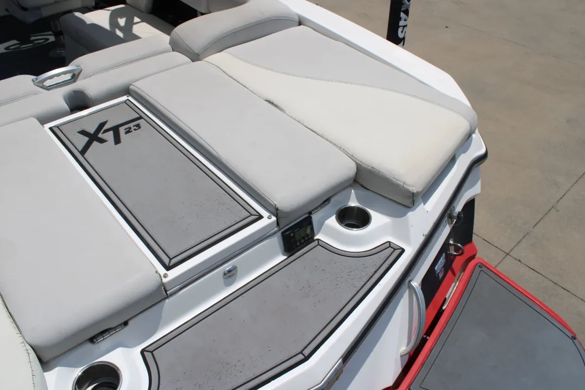 2017 Mastercraft XT23