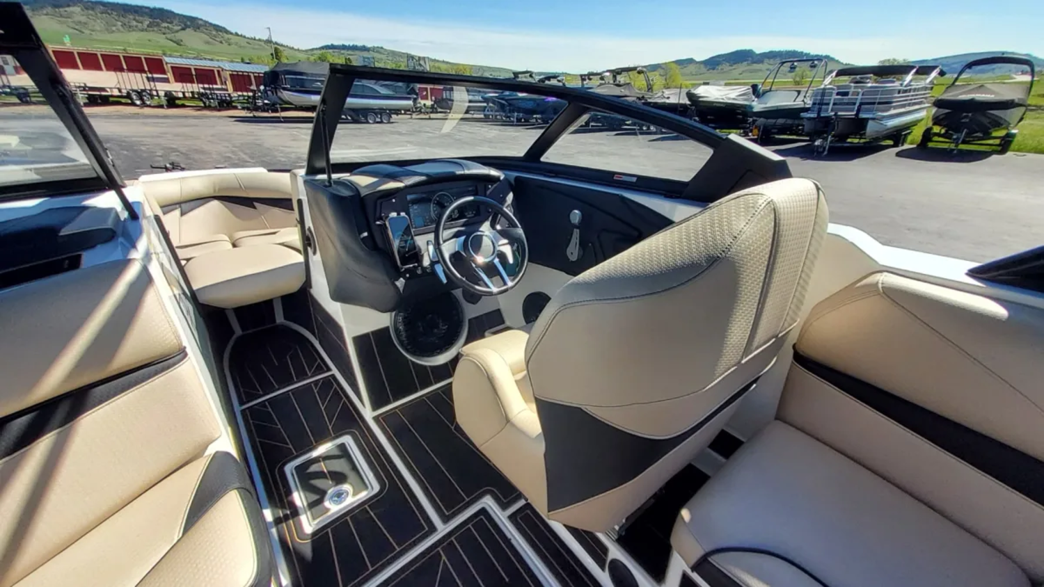 2022 Centurion FI21 , Huge $200k+ original sticker!