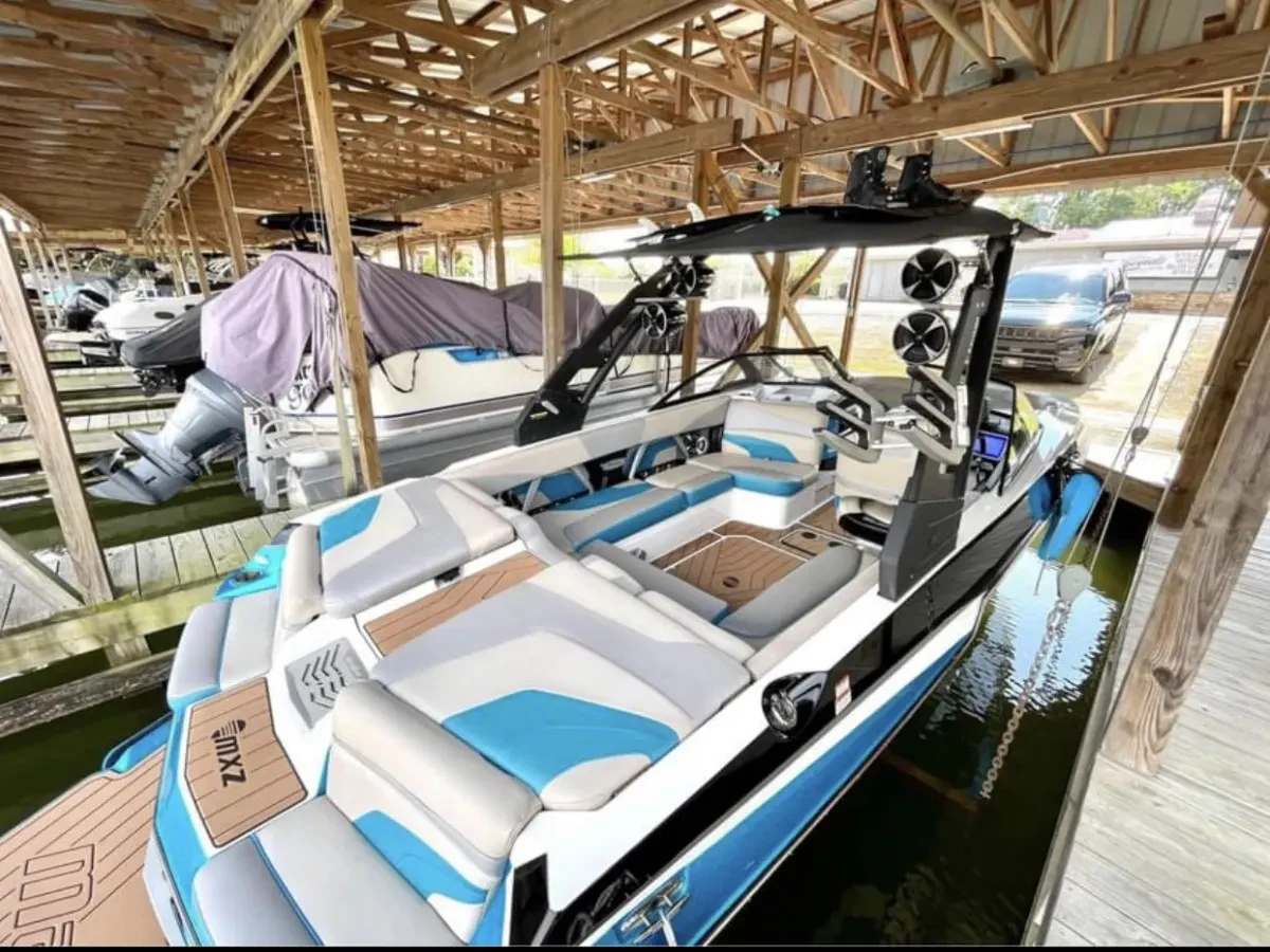 2017 Wakesetter 22 MXZ Malibu Boats for sale in Smithville  Tennessee