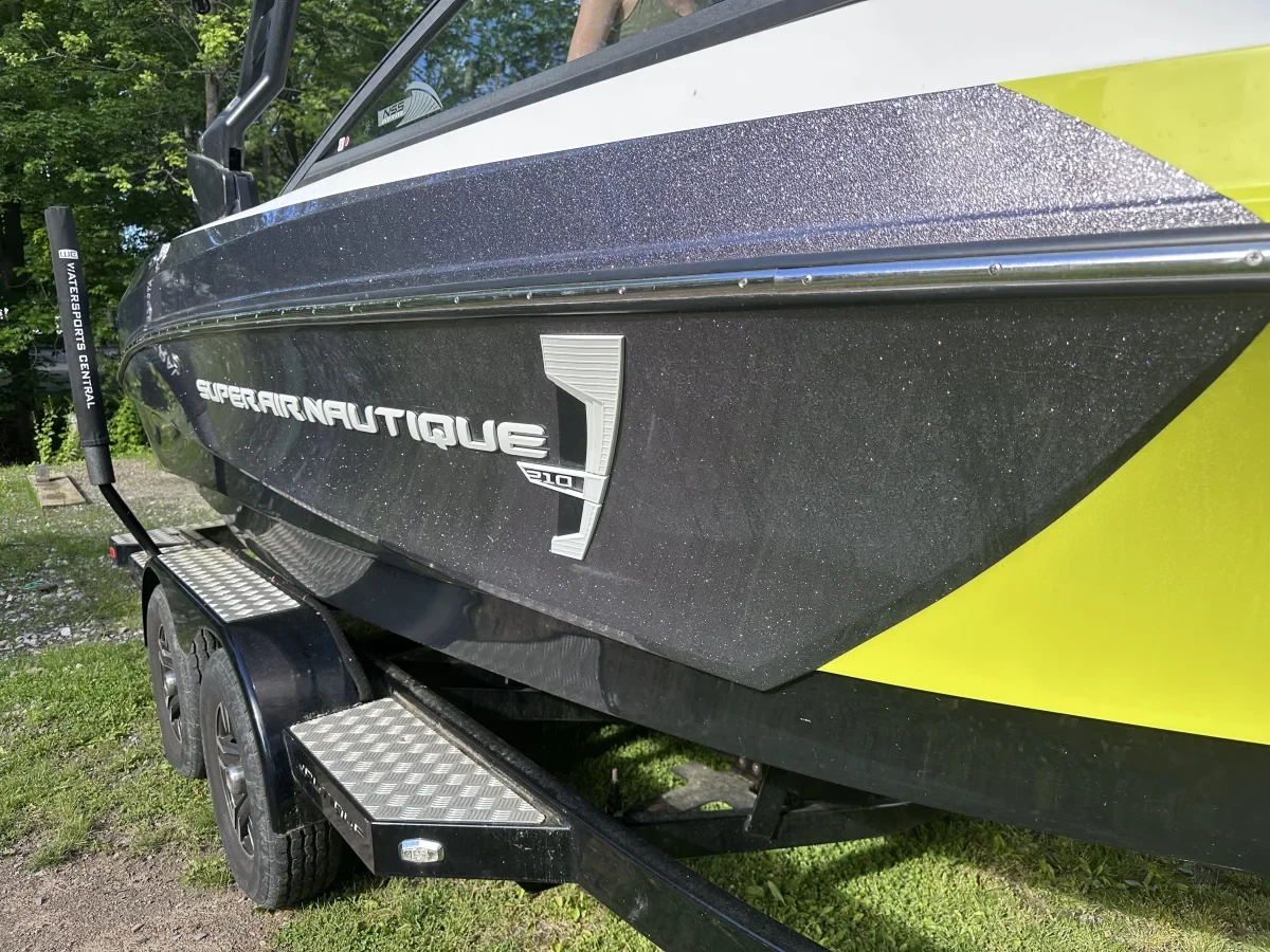 2018 Super Air Nautique 210