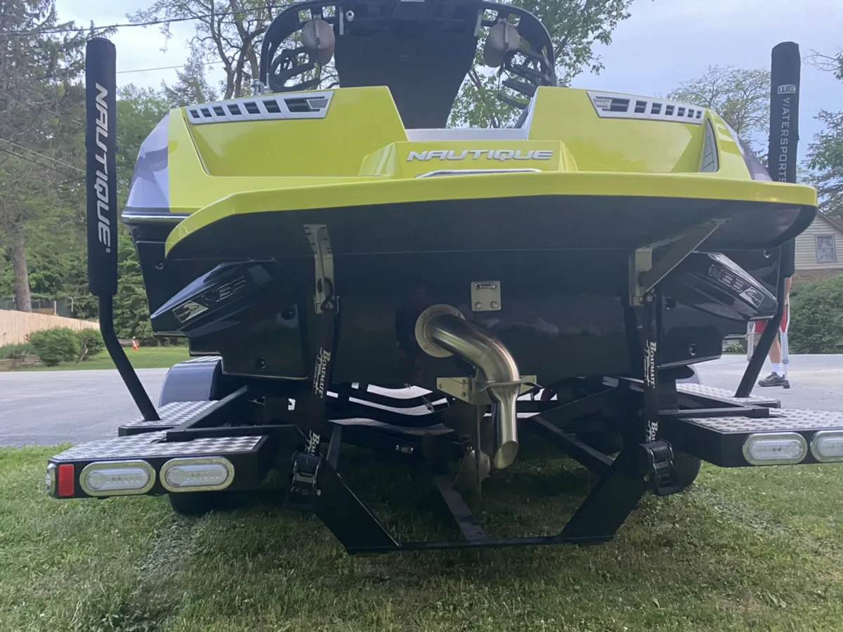 2018 Super Air Nautique 210