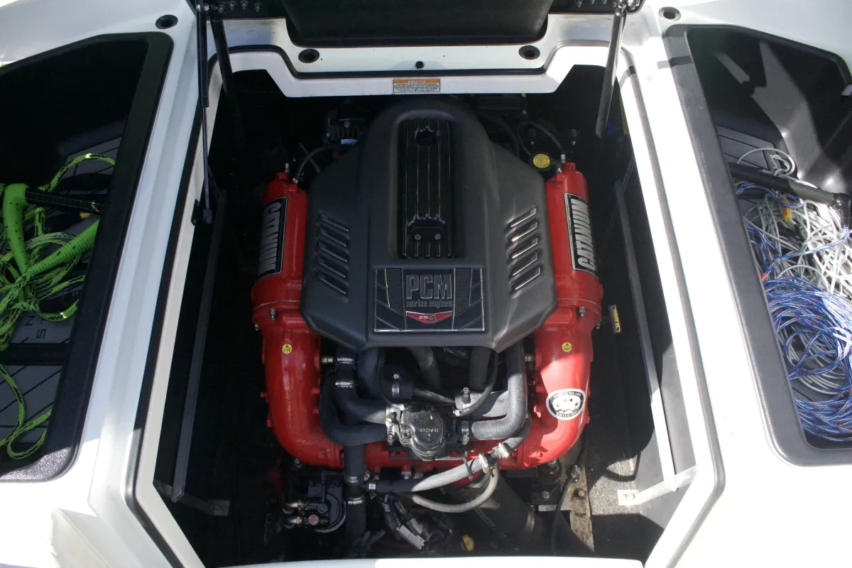 2018 Super Air Nautique 210