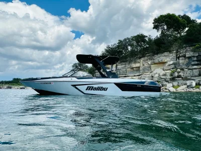 2022 Wakesetter 24 MXZ Malibu Boats for sale in Volente Texas