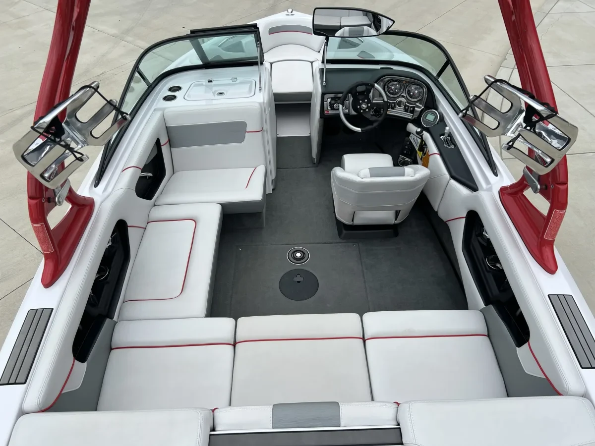 2011 Sport Nautique 200V