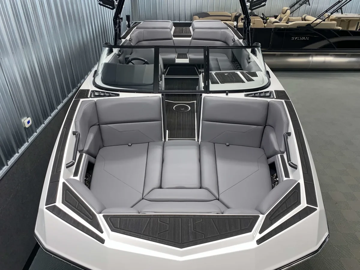 2025 Moomba Max