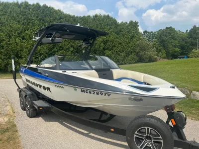 2015 Wakesetter VTX Malibu Boats for sale in Walloon Lake Michigan