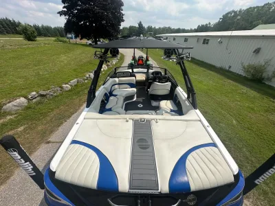 2015 Wakesetter VTX Malibu Boats for sale in Walloon Lake Michigan