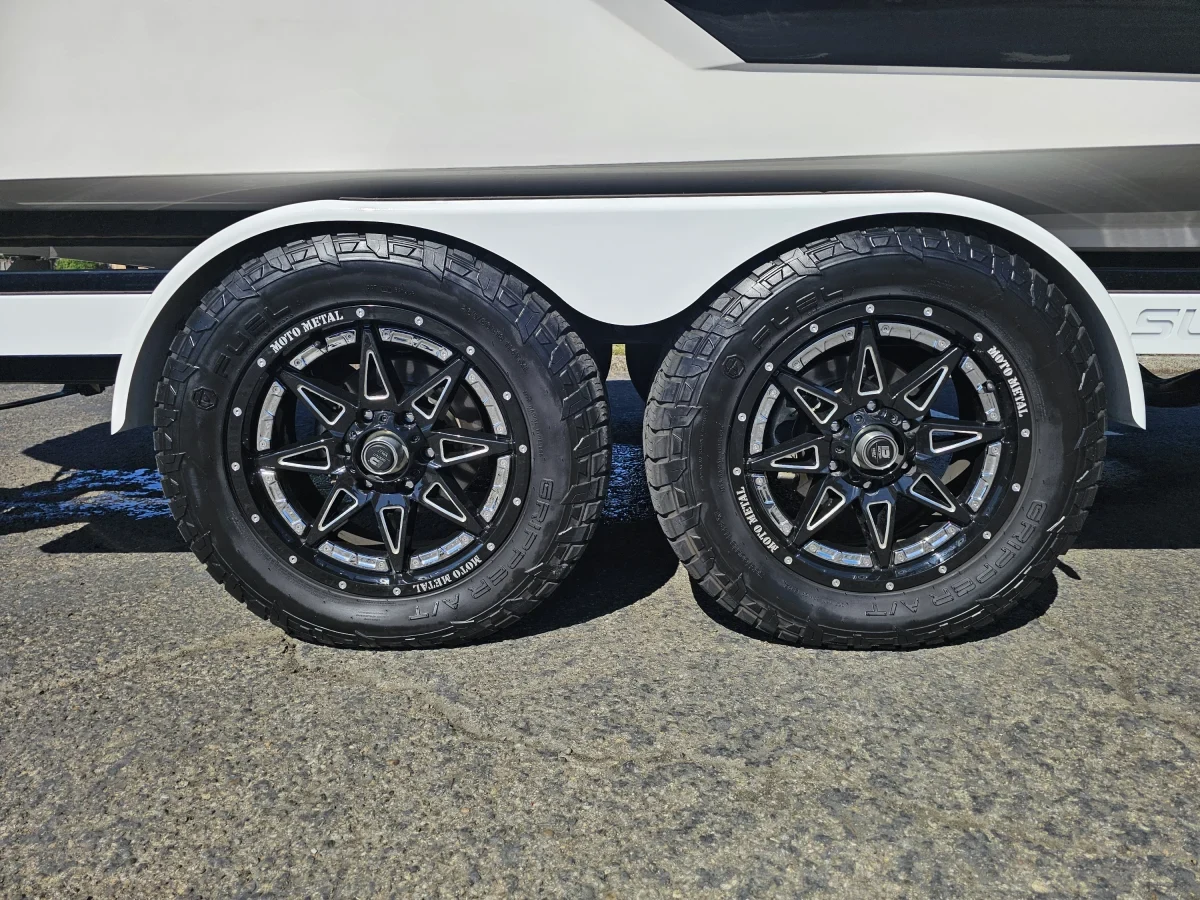 2023 Supra SL450 - Loaded and only 150 hours!!!!!!!!!!