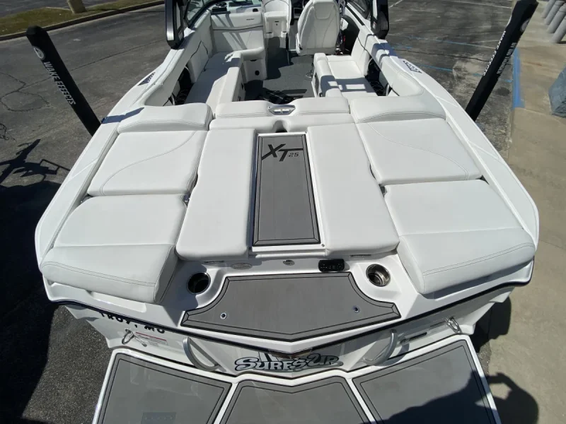 2022 Mastercraft Boats XT25 for sale in LAKE OZARK, Missouri