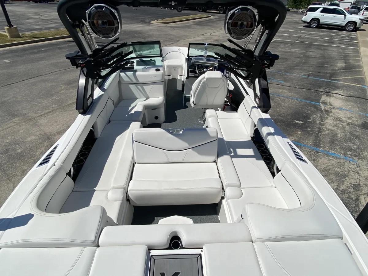 2022 MasterCraft XT25