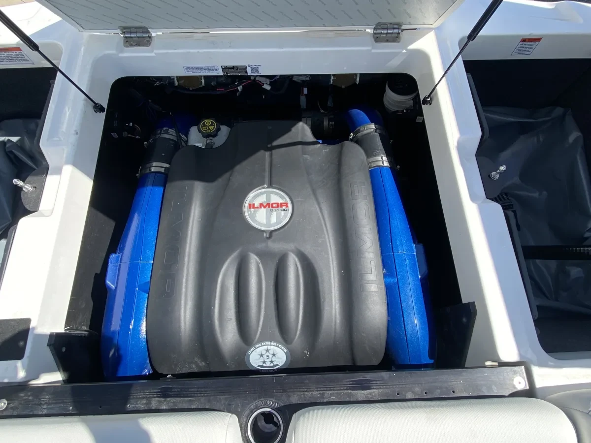 2022 MasterCraft XT25