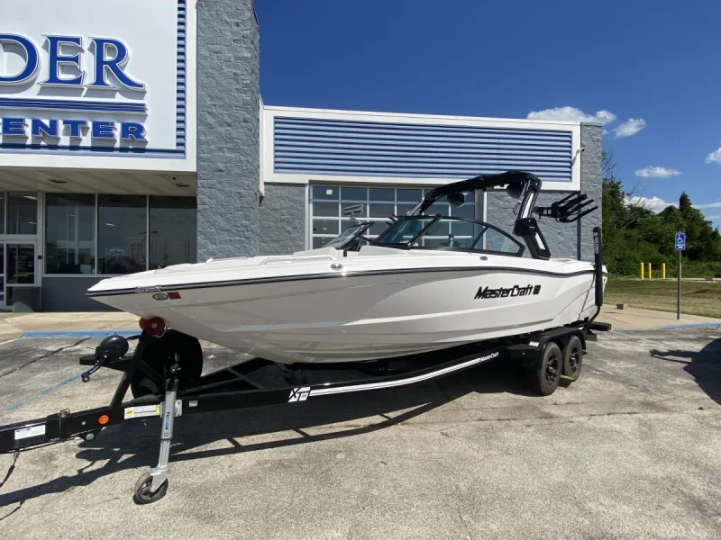 2022 Mastercraft Boats XT25 for sale in LAKE OZARK, Missouri
