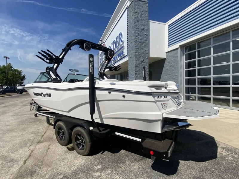 2022 Mastercraft Boats XT25 for sale in LAKE OZARK, Missouri