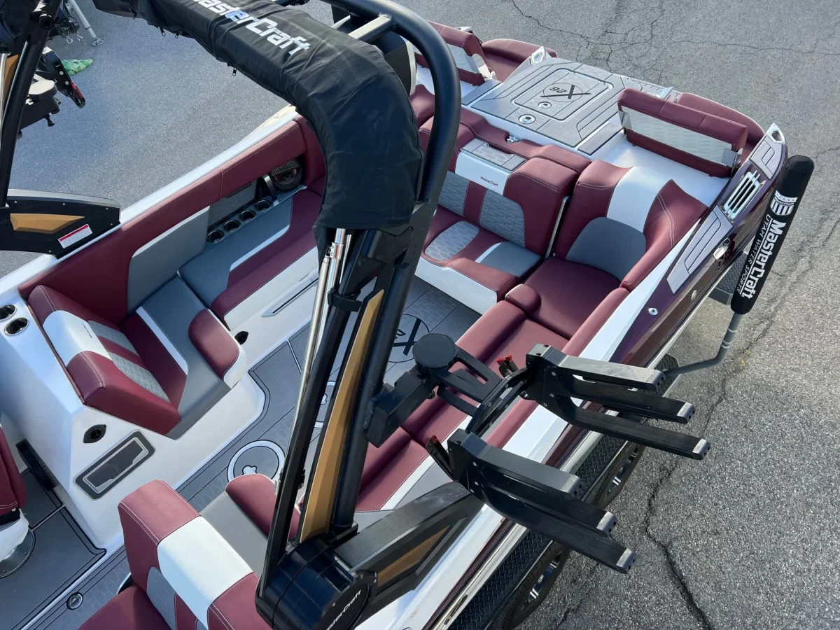 2023 26' MasterCraft "X26" Bowrider