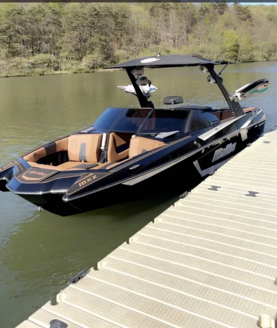 2023-malibu--wakesetter-23-mxz-108192-image2.webp
