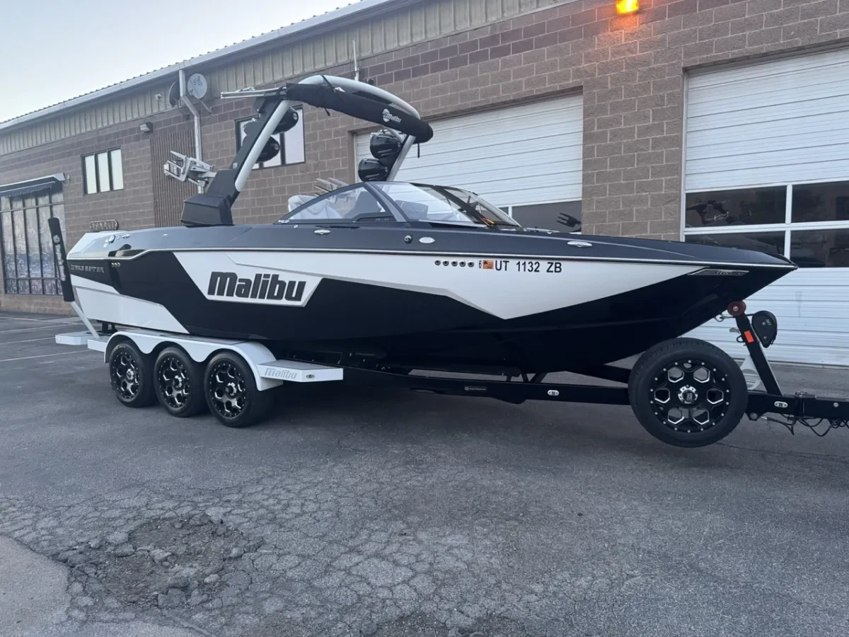 2019 Malibu Boats Wakesetter 25 LSV for sale in LIndon, Utah