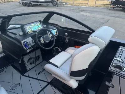 2019 Malibu Boats Wakesetter 25 LSV for sale in LIndon, Utah