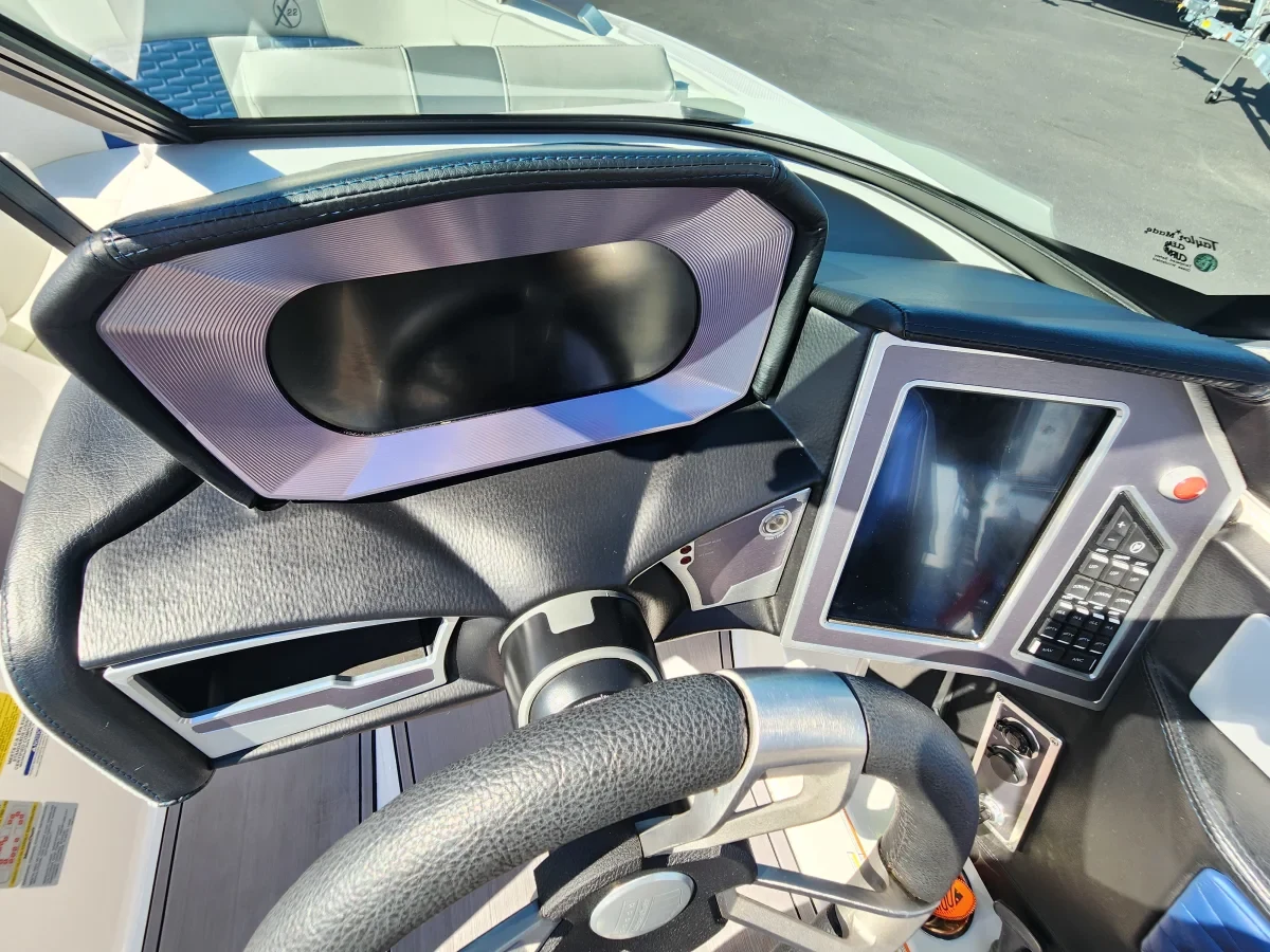 2023 MasterCraft X22