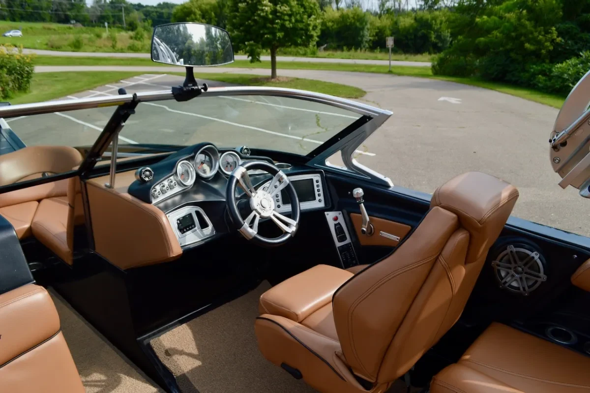 Mastercraft X20 Surf Edition 