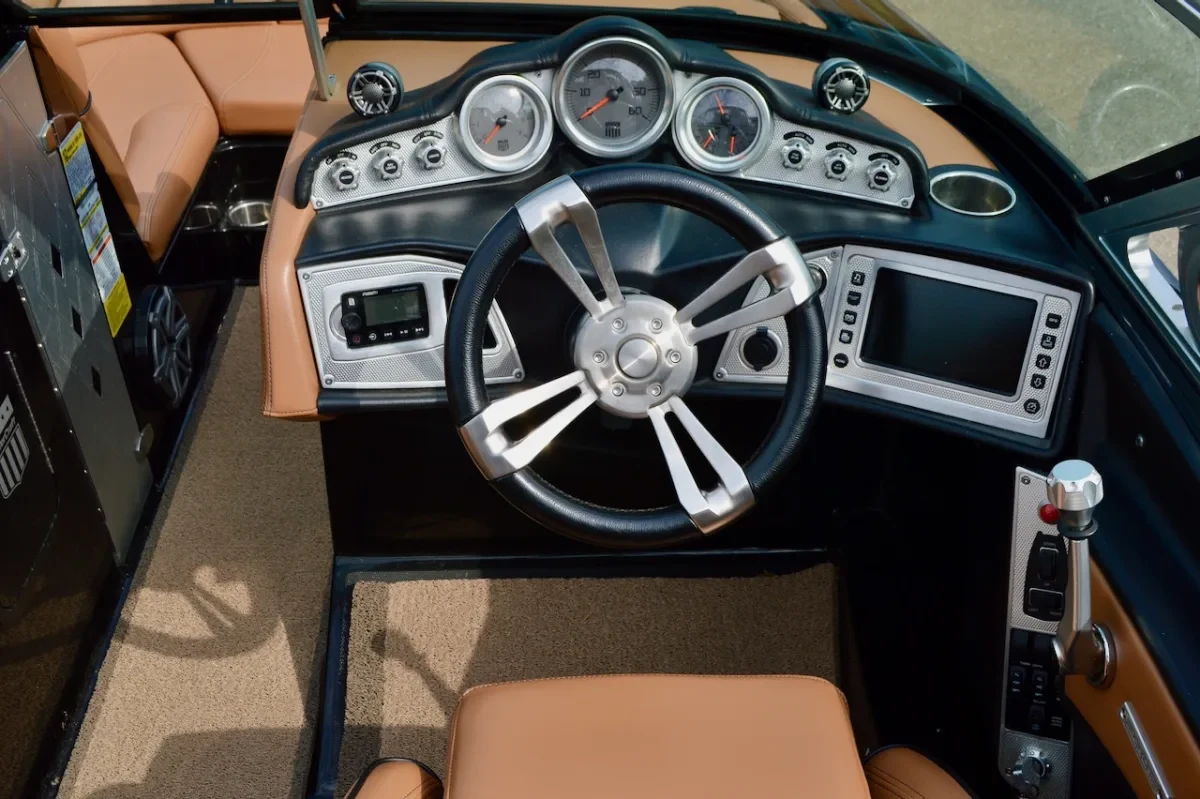 Mastercraft X20 Surf Edition 