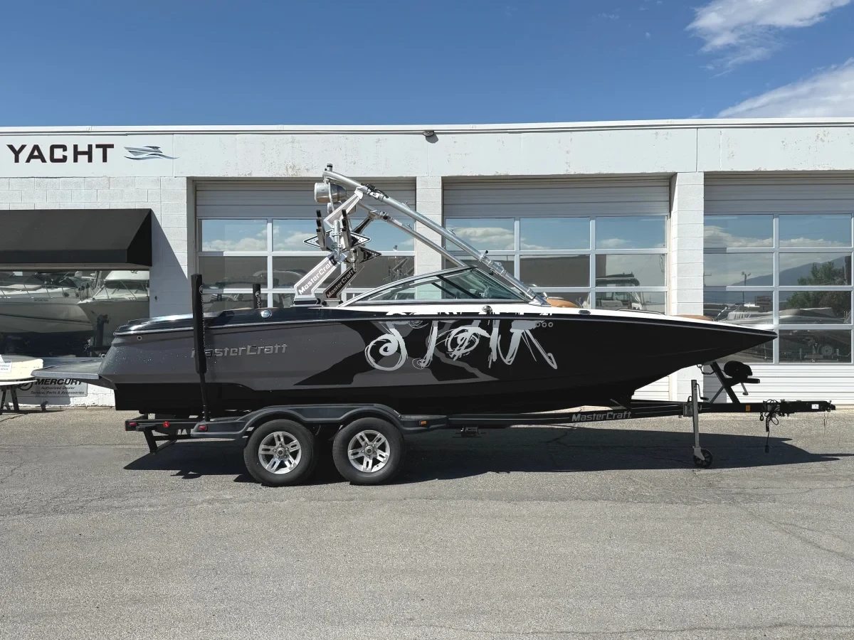 2011 22' MasterCraft "X-Star" Bowrider