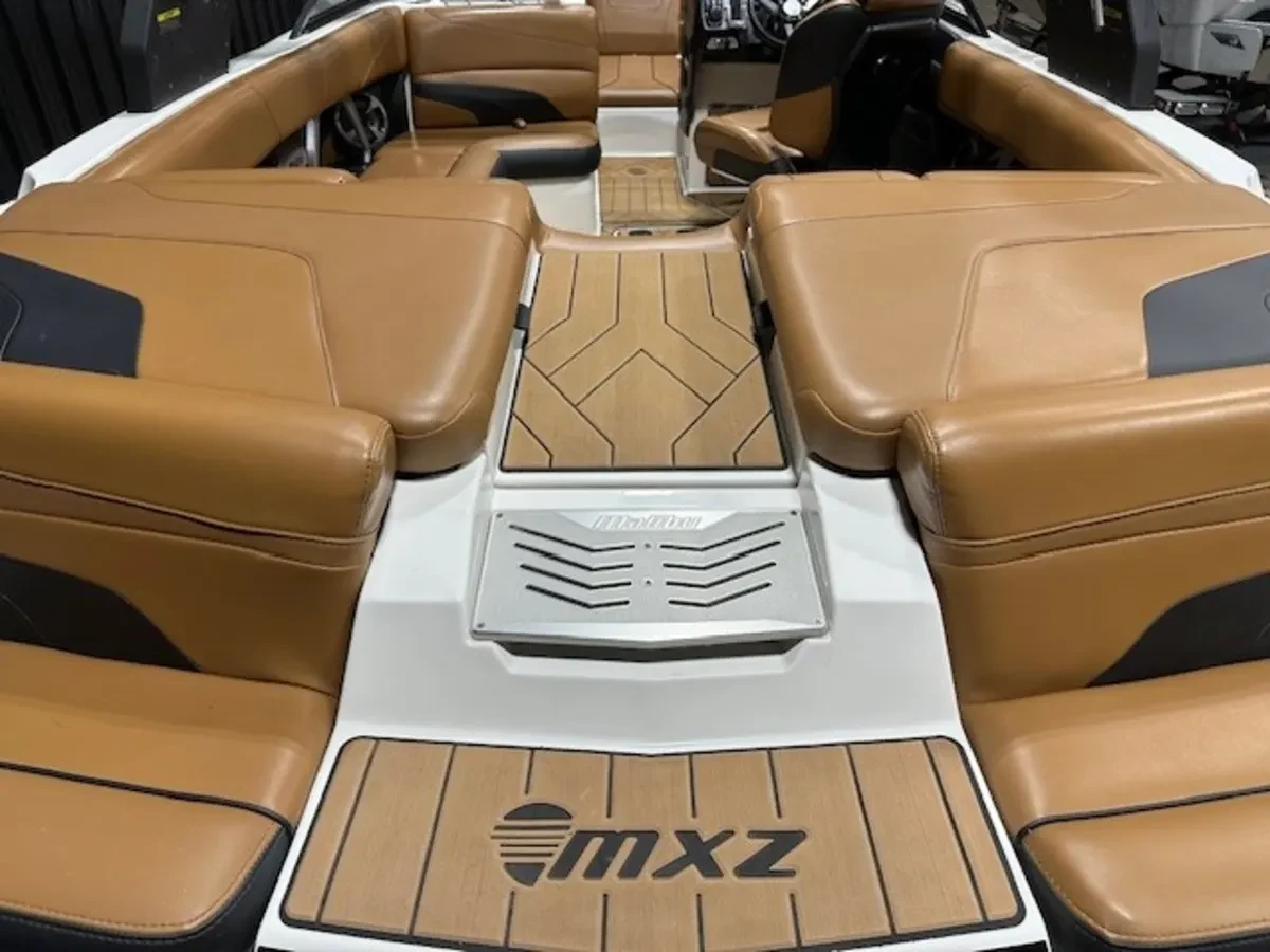 2019 Malibu 22 MXZ