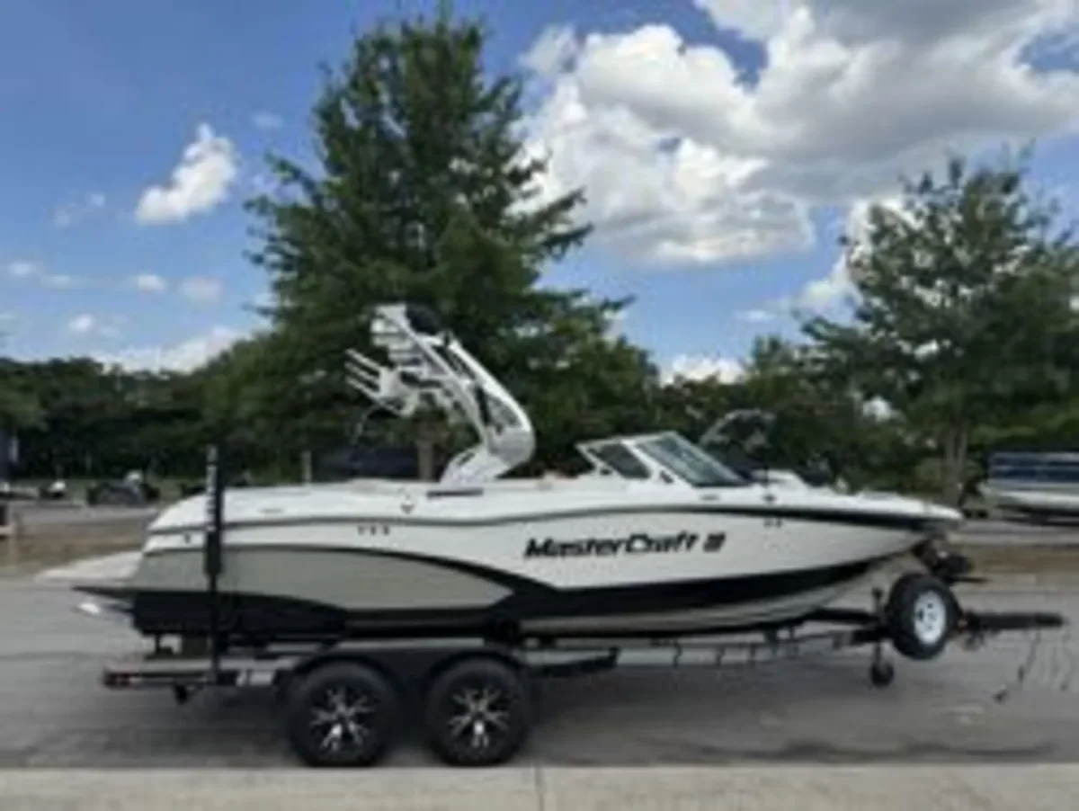 2014 MasterCraft X10