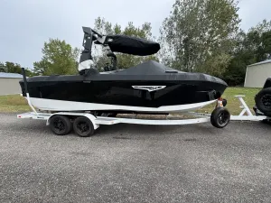 2022-nautique-s23-108602-image1.webp