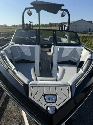 2022-nautique-s23-108602-image4.webp