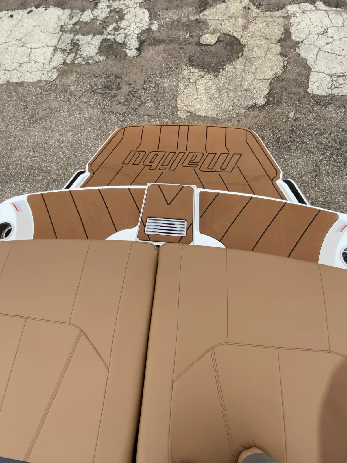 2026 MALIBU 20’ VTX w/ M5DI motor and trailer