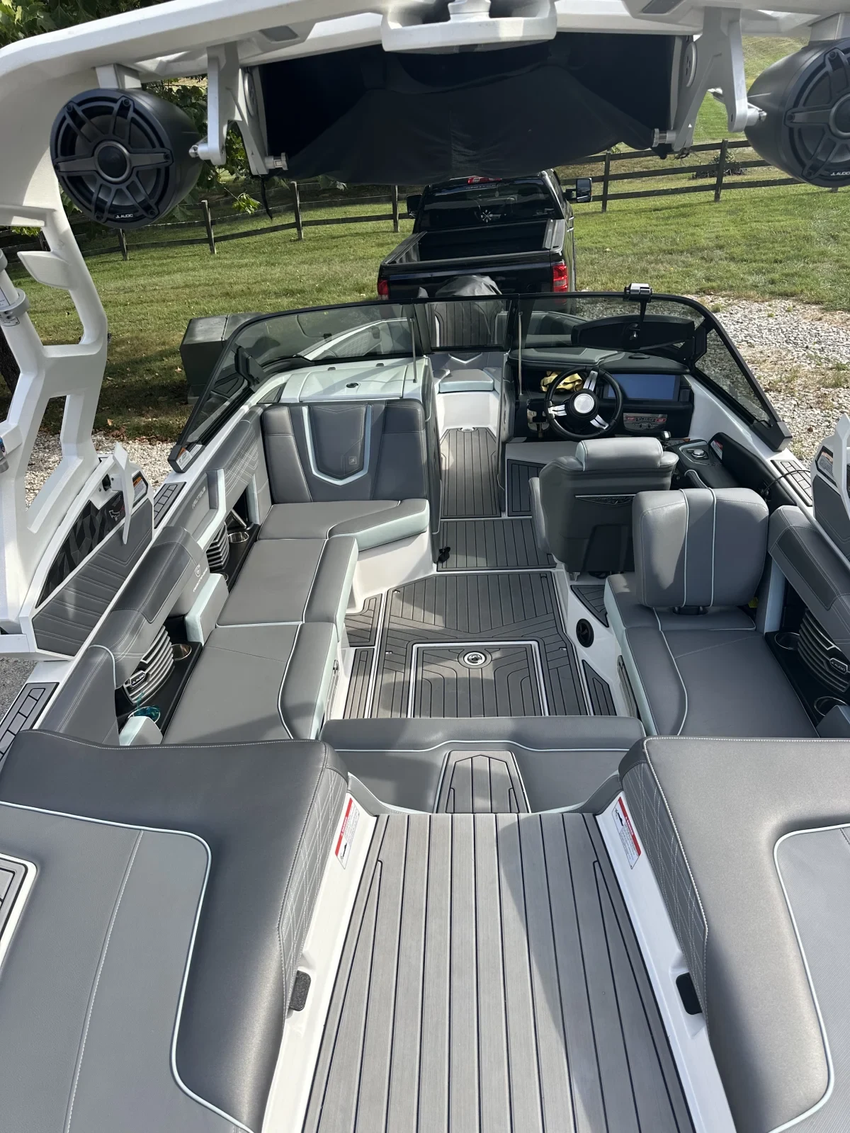 2019 Nautique G21