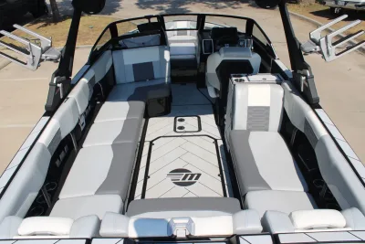 2022 Wakesetter 25 LSV Malibu Boats for sale in Dallas Texas