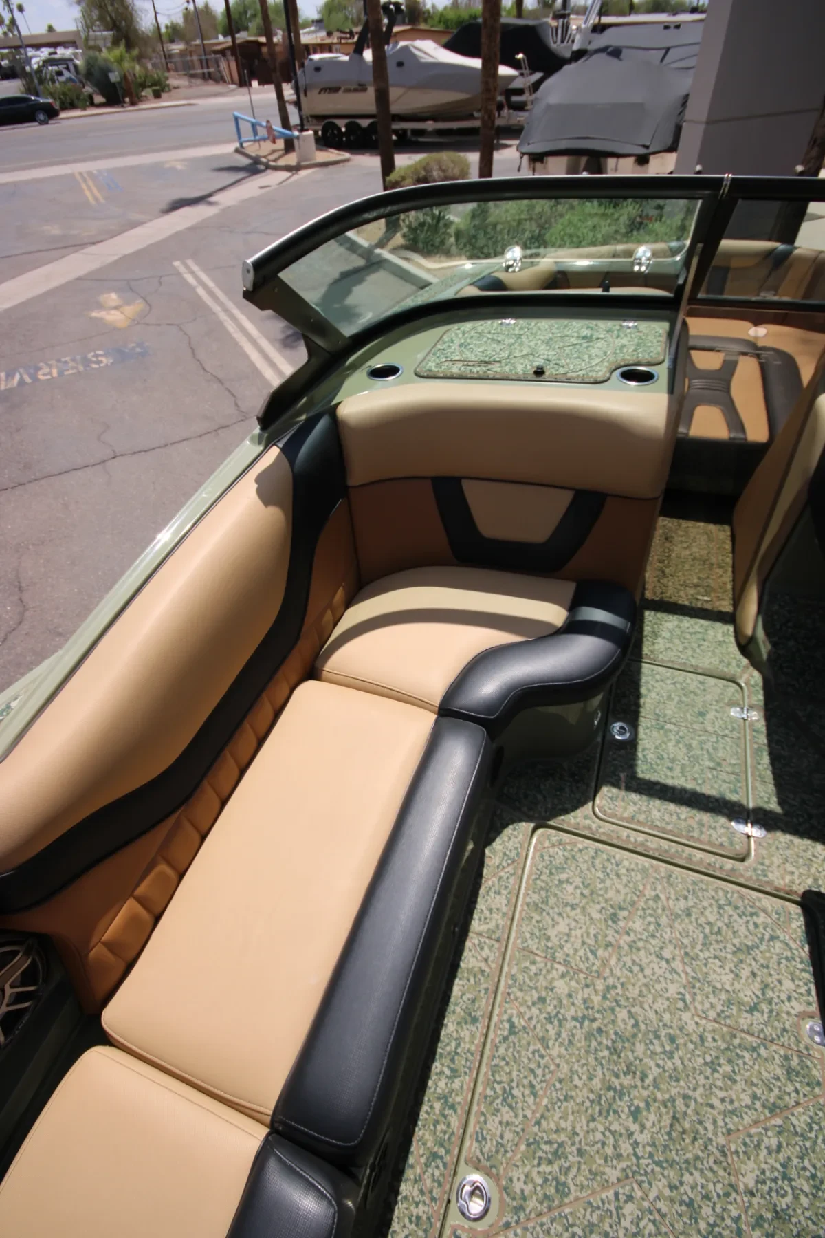 2022 MB Sports F24 Tomcat Alpha