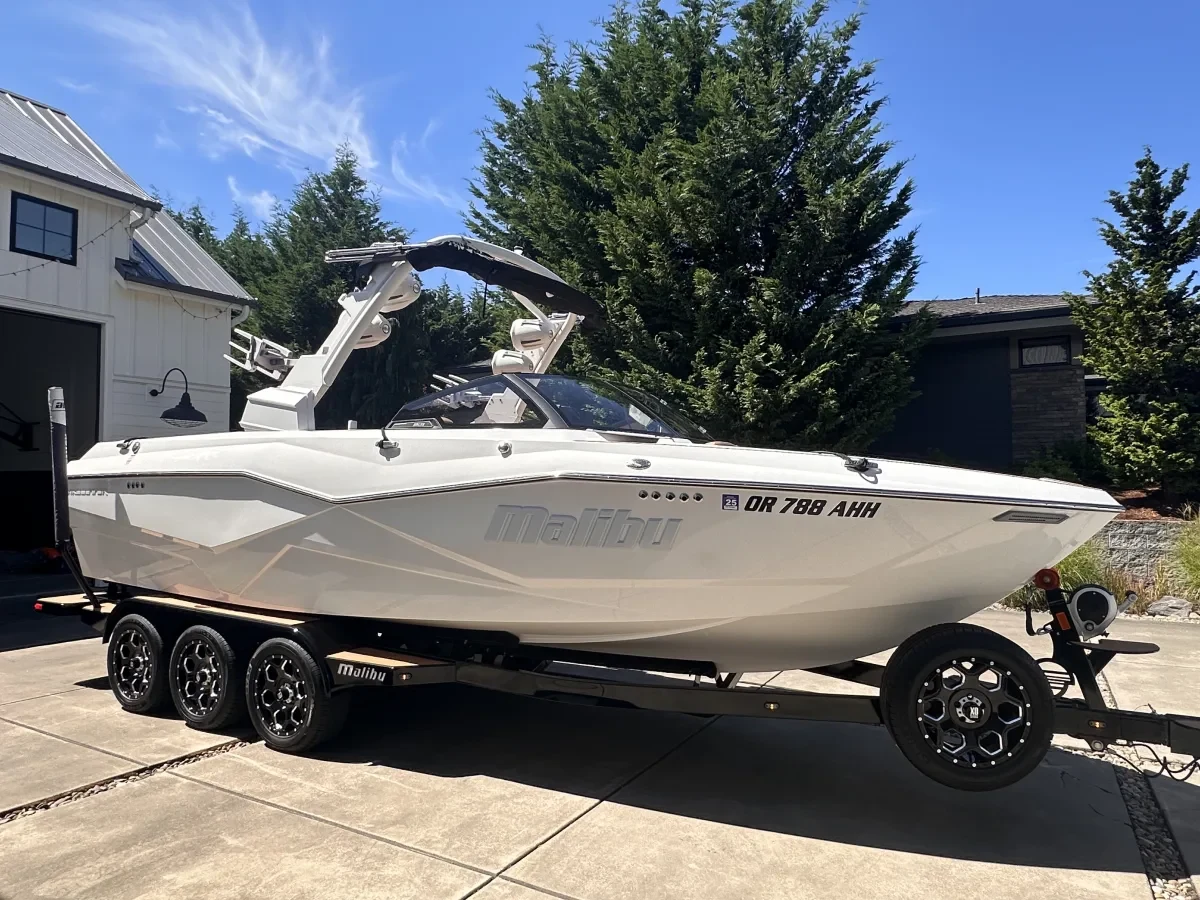 2022 Wakesetter 25 LSV Malibu Boats for sale in Happy Valley Oregon