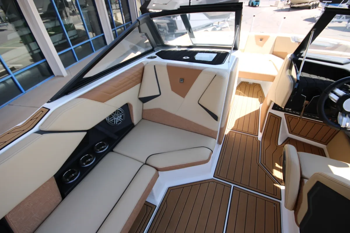 2025 Super Air Nautique S23