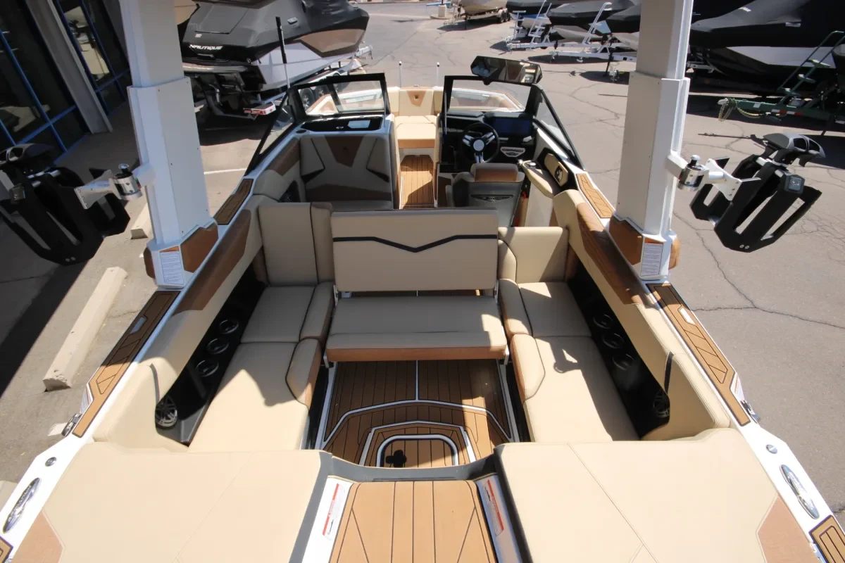 2025 Super Air Nautique S23