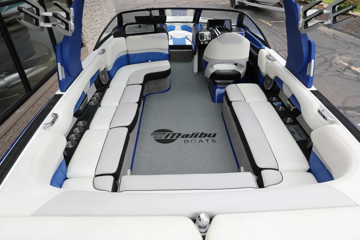 2016 Wakesetter 25 LSV Malibu Boats for sale in Highland Michigan