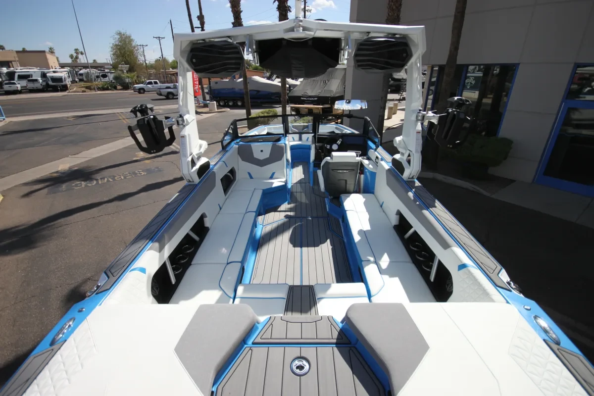 2024 Super Air Nautique GS24 