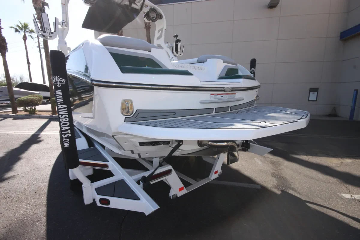 2020 Super Air Nautique G23 