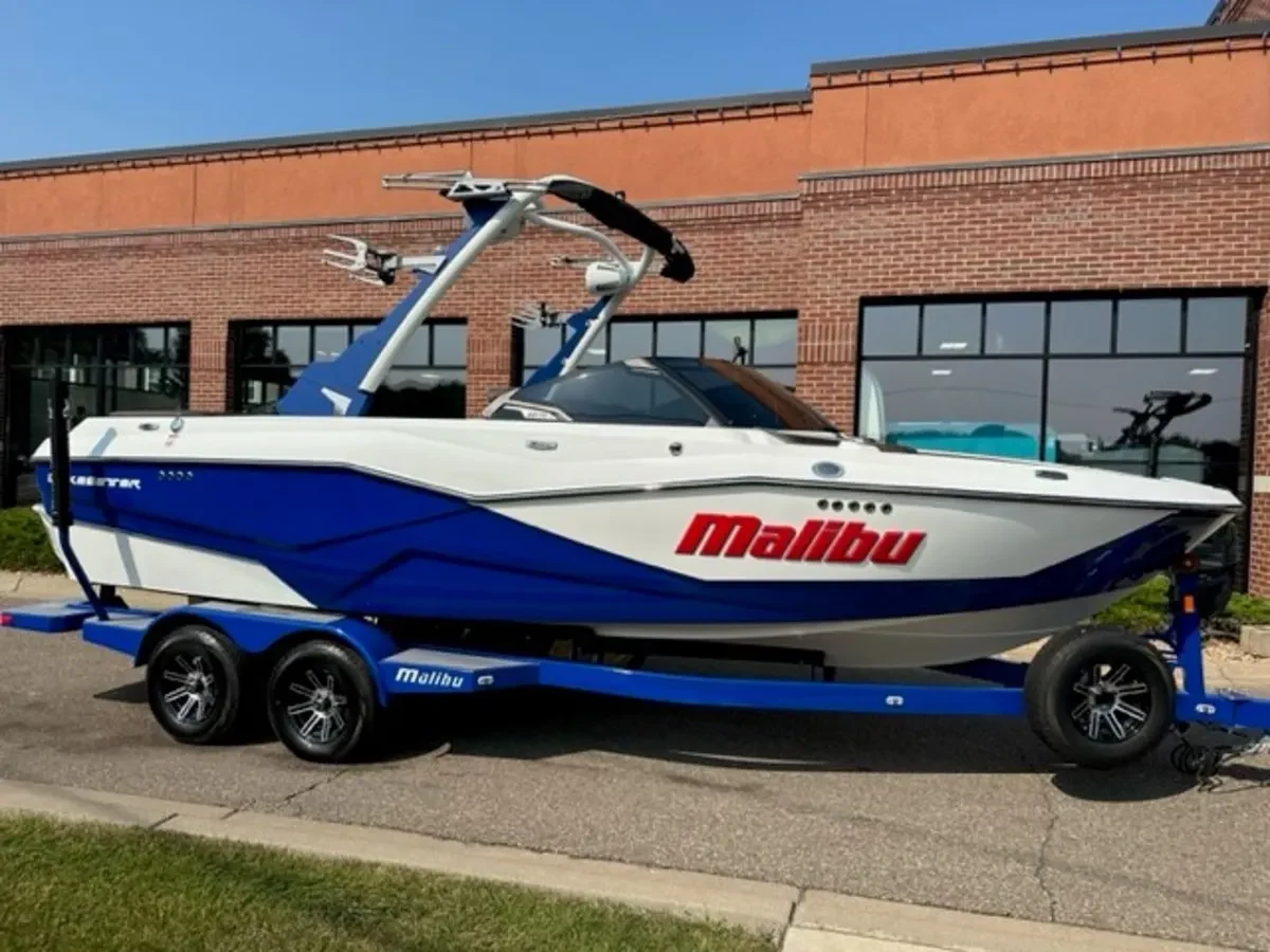 2024 Malibu Wakesetter 22 LSV
