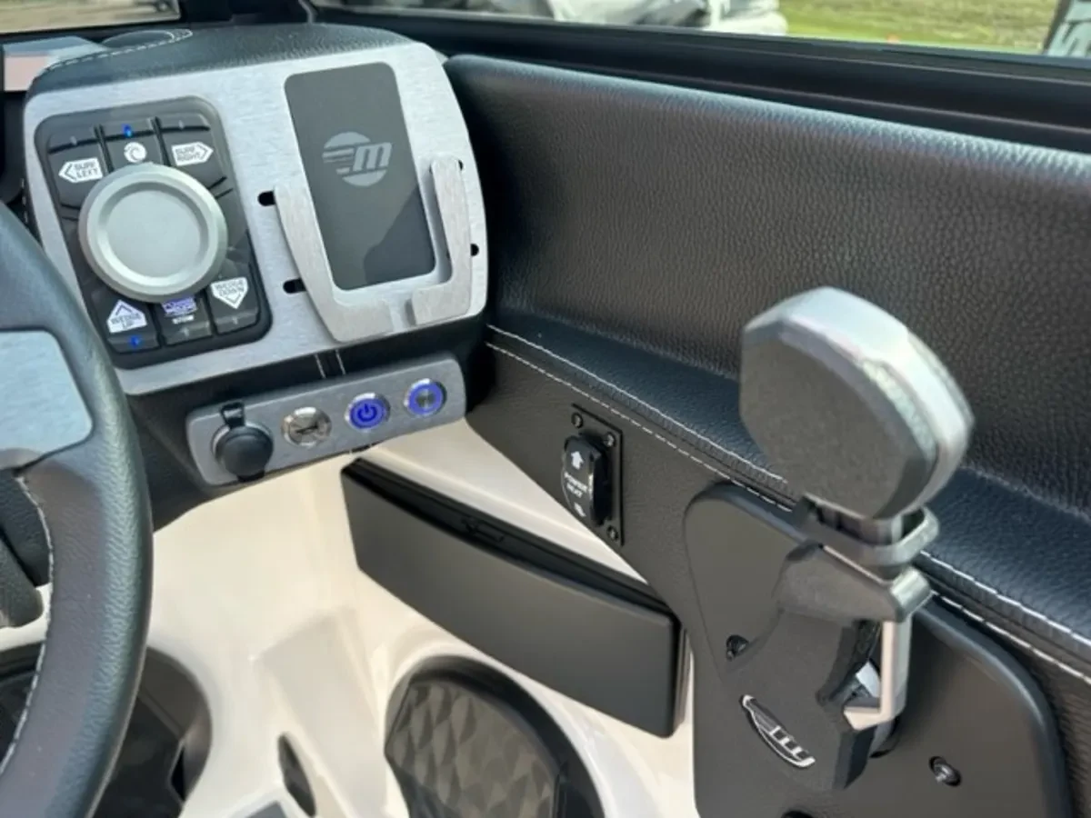 2024 Malibu Wakesetter 22 LSV