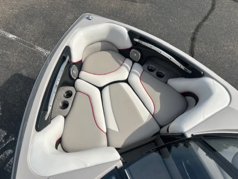 2012 Wakesetter VLX Malibu Boats for sale in Baxter Minnesota