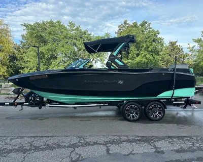 Fully Loaded XT24 Mastercraft Director Personal Boat Icon