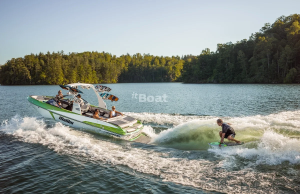 2018 Malibu Boats Wakesetter 25 LSV for sale in Laconia, New Hampshire