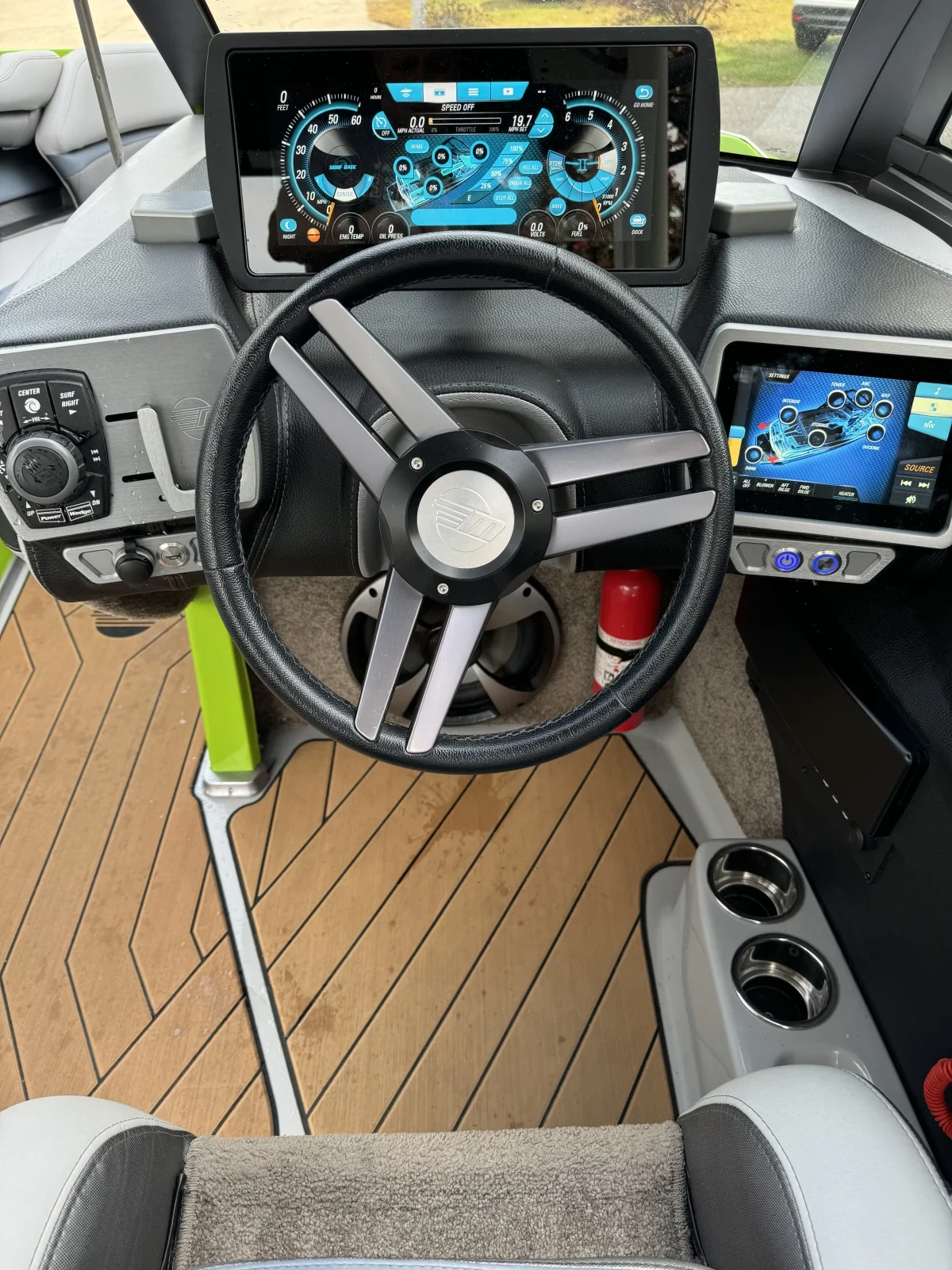 2018 Malibu Wakesetter 25LSV
