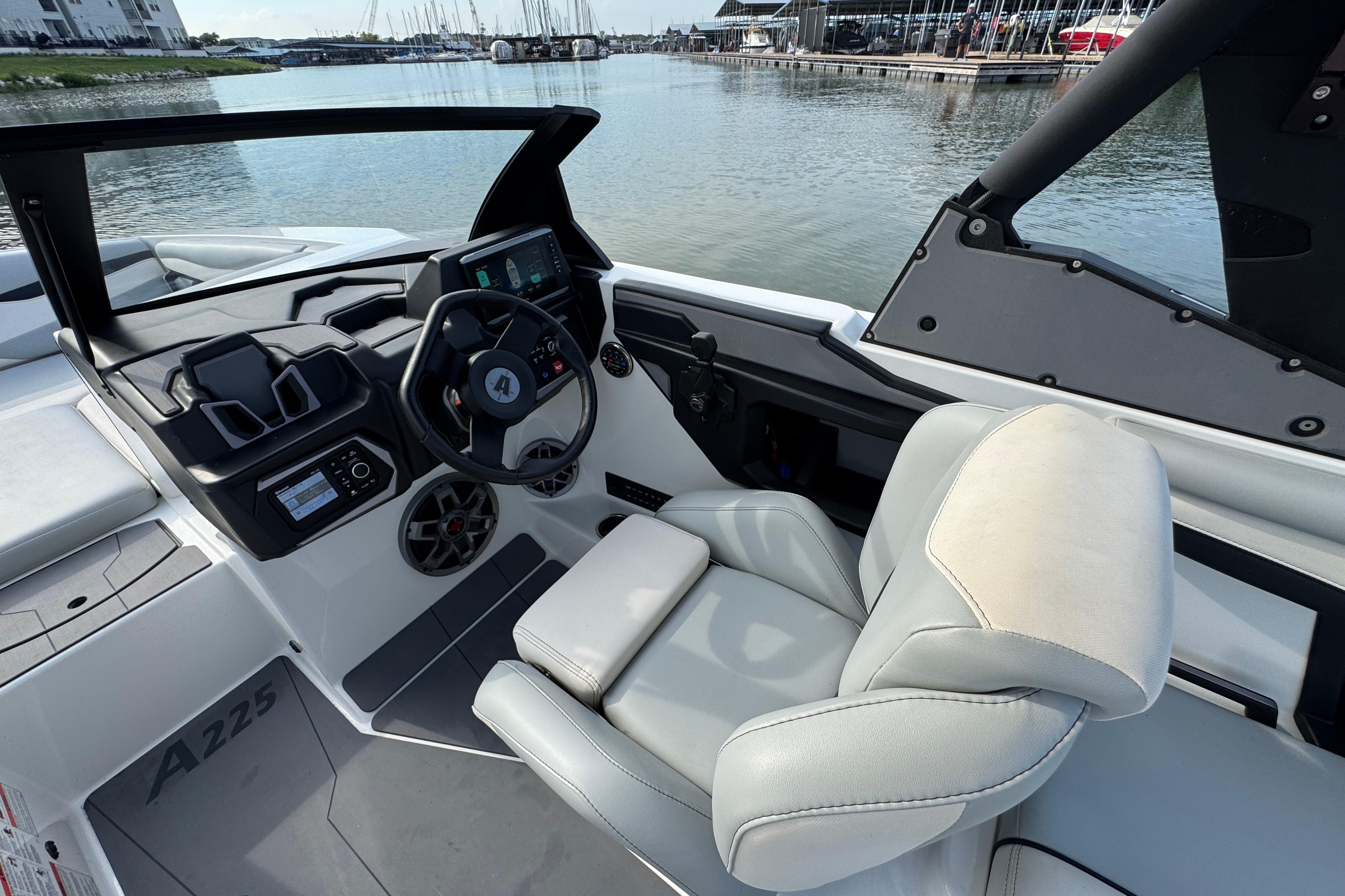 2023 Axis A225