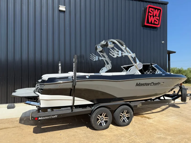 2020 Mastercraft Boats XT25 for sale in Graford, Texas