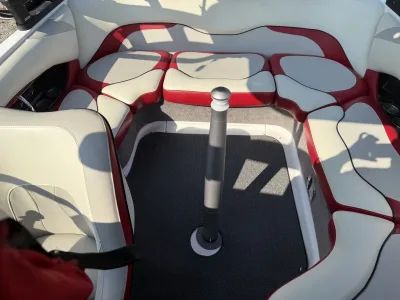 2014 Malibu Boats Wakesetter VTX for sale in Theodosia, Missouri