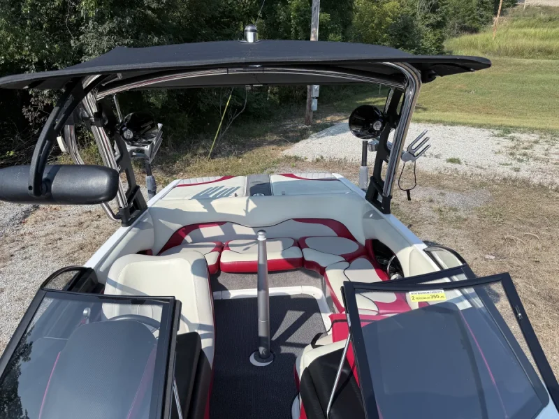 2014 Malibu Boats Wakesetter VTX for sale in Theodosia, Missouri