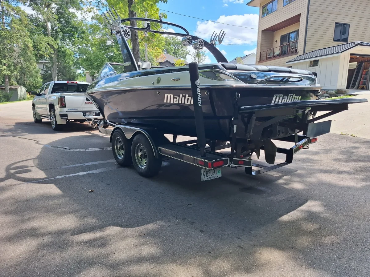 2006 Malibu Boats Wakesetter VLX for sale in Slinger, Wisconsin